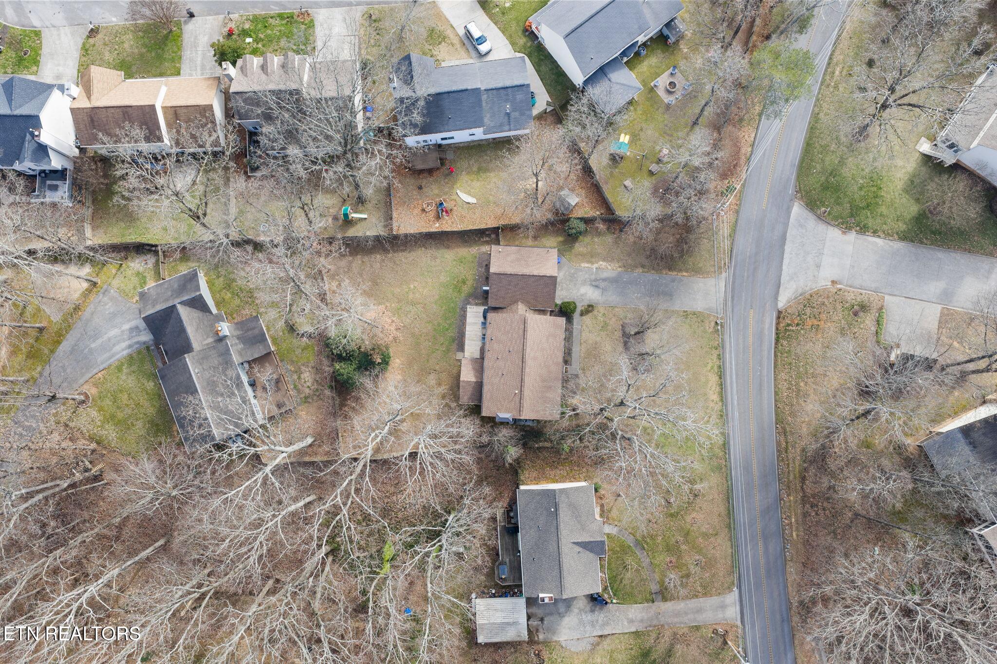 1100 Bob Kirby Road Knoxville, TN 37923 - Photo 38 of 38 6-web-or-mls-100 Bob Kirby--44