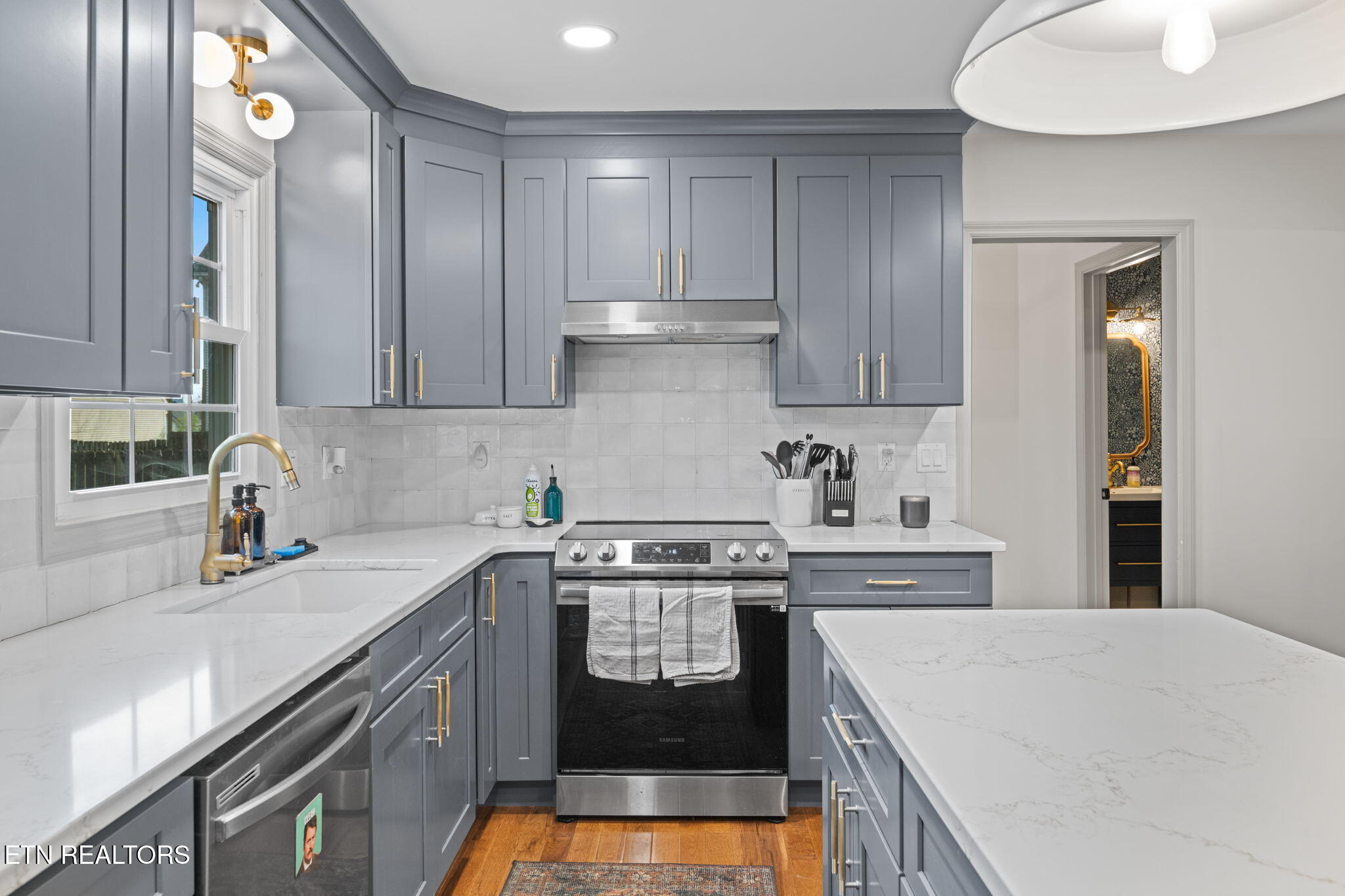 1100 Bob Kirby Road Knoxville, TN 37923 - Photo 9 of 38 43-web-or-mls-100 Bob Kirby-6664