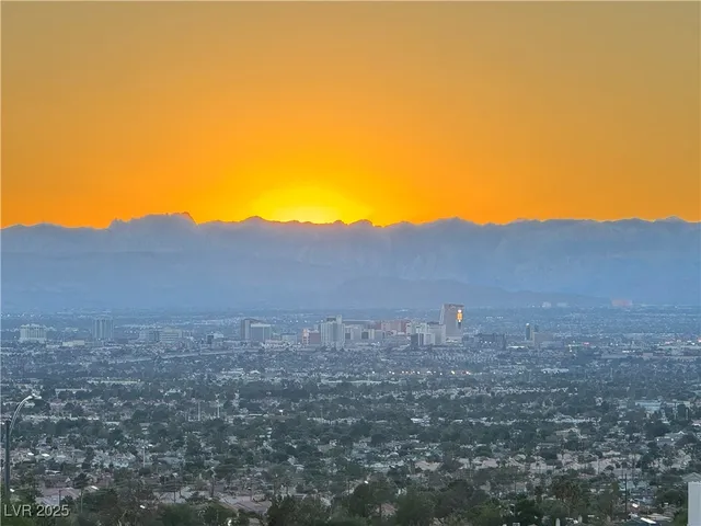 $225,000 | 7150 Pico Rio Court, Las Vegas, NV 89156