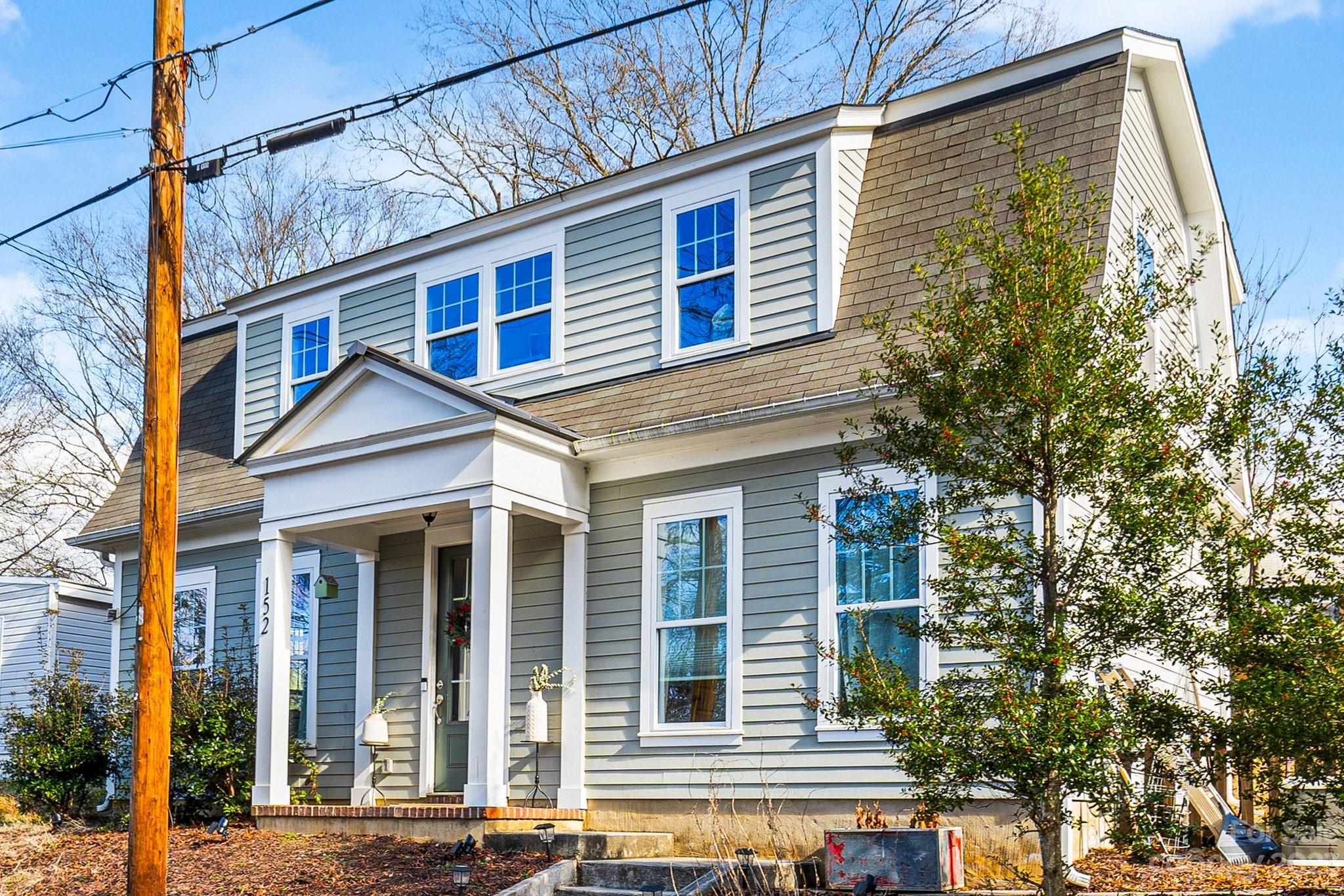 152 Mock Road Davidson, NC 28036 - Photo 2 of 29 front view of a house