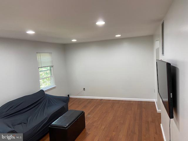 7020 Palamar Turn Lanham, MD 20706 - Photo 6 of 27 First floor family room