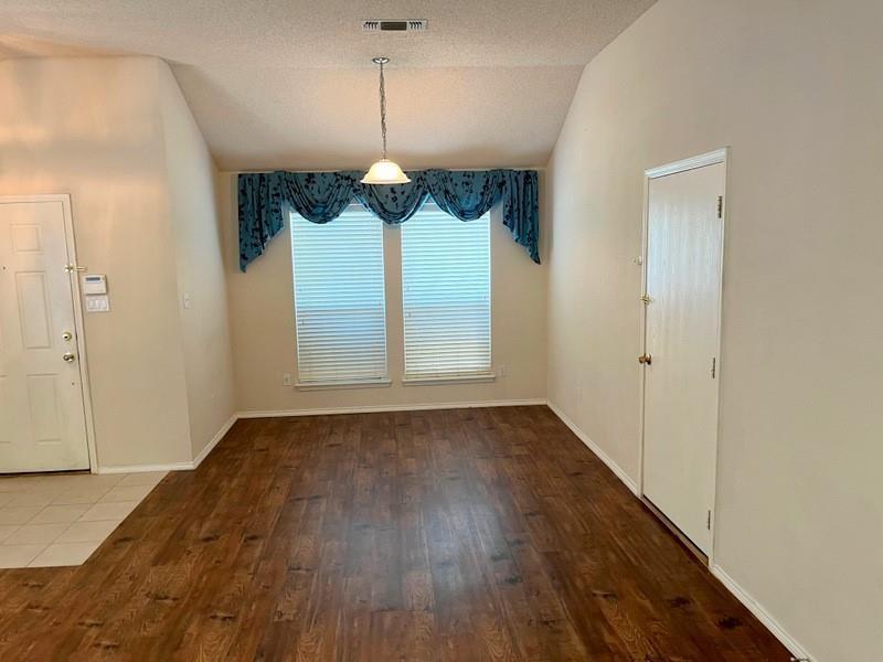 8055 Raleigh Drive Fort Worth, TX 76123 - Photo 3 of 24 Dining area