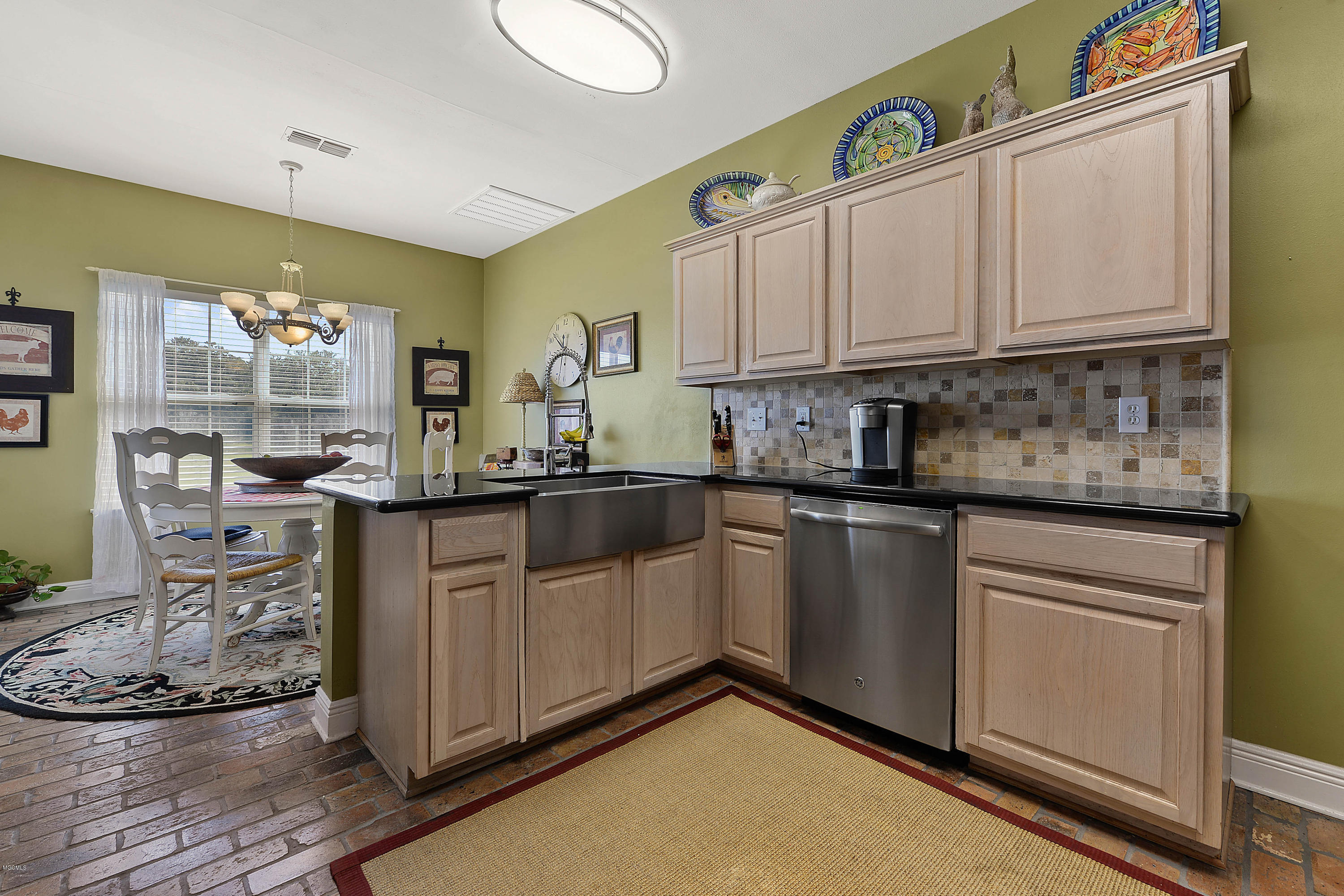 14754 John Clark Road Gulfport, MS 39503 - Photo 9 of 20 036