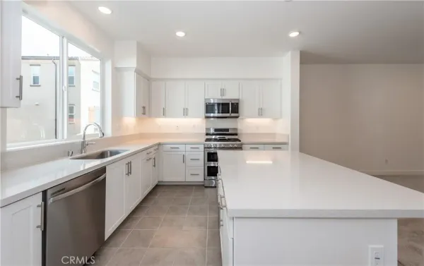 $4,795 | 2317 West Broadway, Unit 46, Anaheim, CA 92805