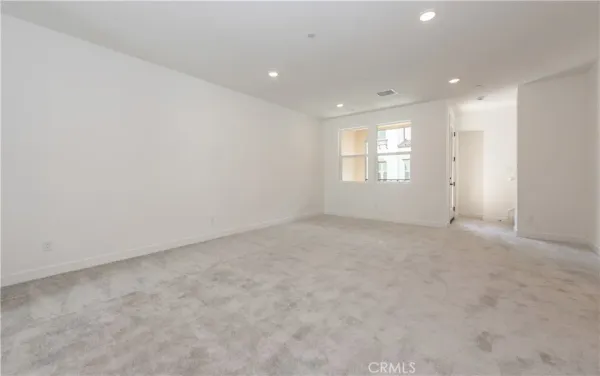 $4,795 | 2317 West Broadway, Unit 46, Anaheim, CA 92805
