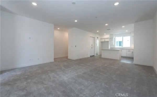 $4,795 | 2317 West Broadway, Unit 46, Anaheim, CA 92805