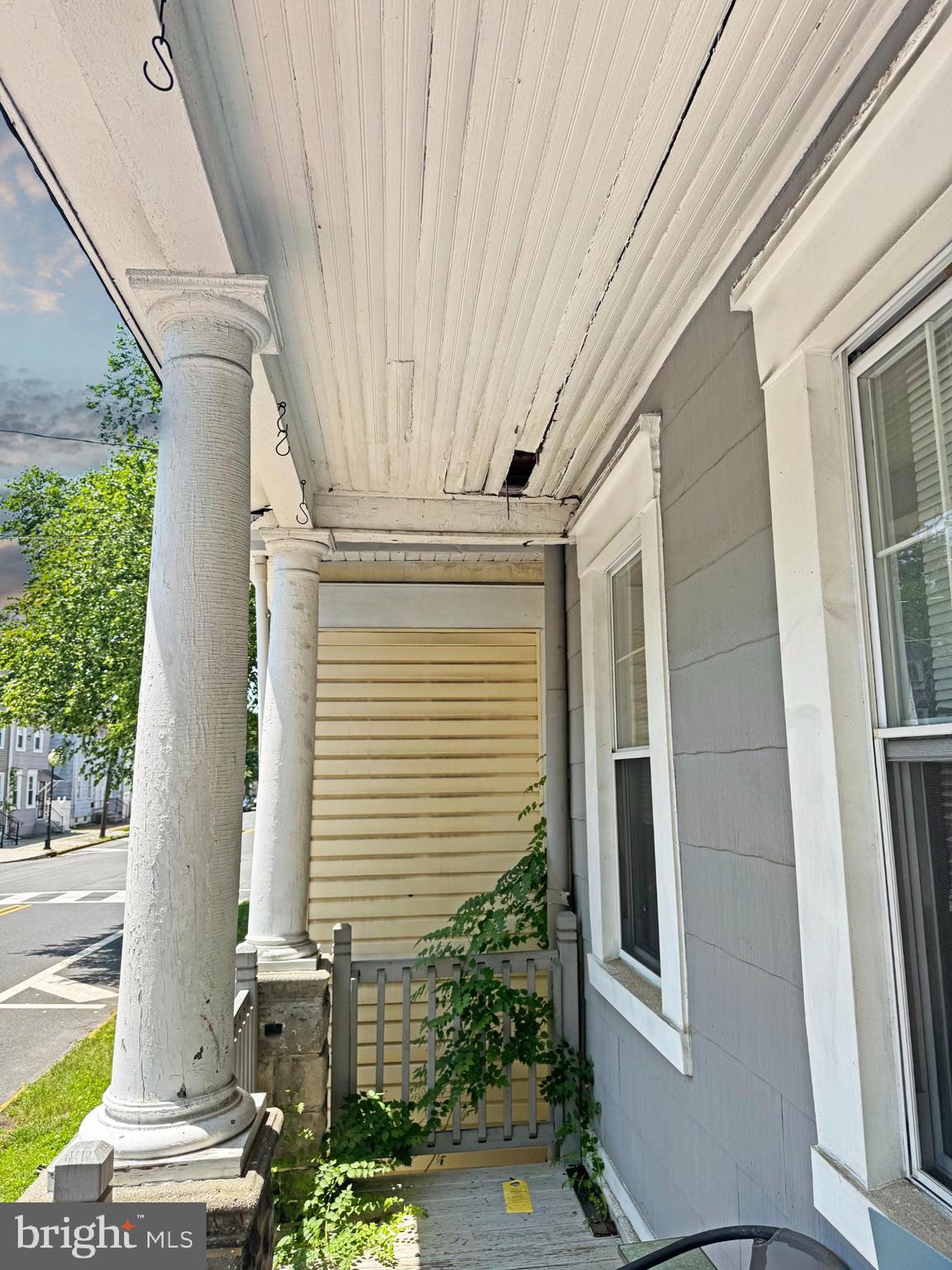 305 Garden Street Mount Holly, NJ 08060 - Photo 2 of 14