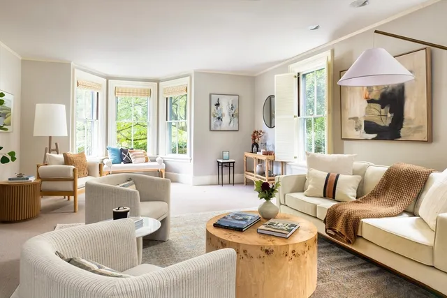 $1,981,000 | 9 Laurel Street, Newton, MA 02459