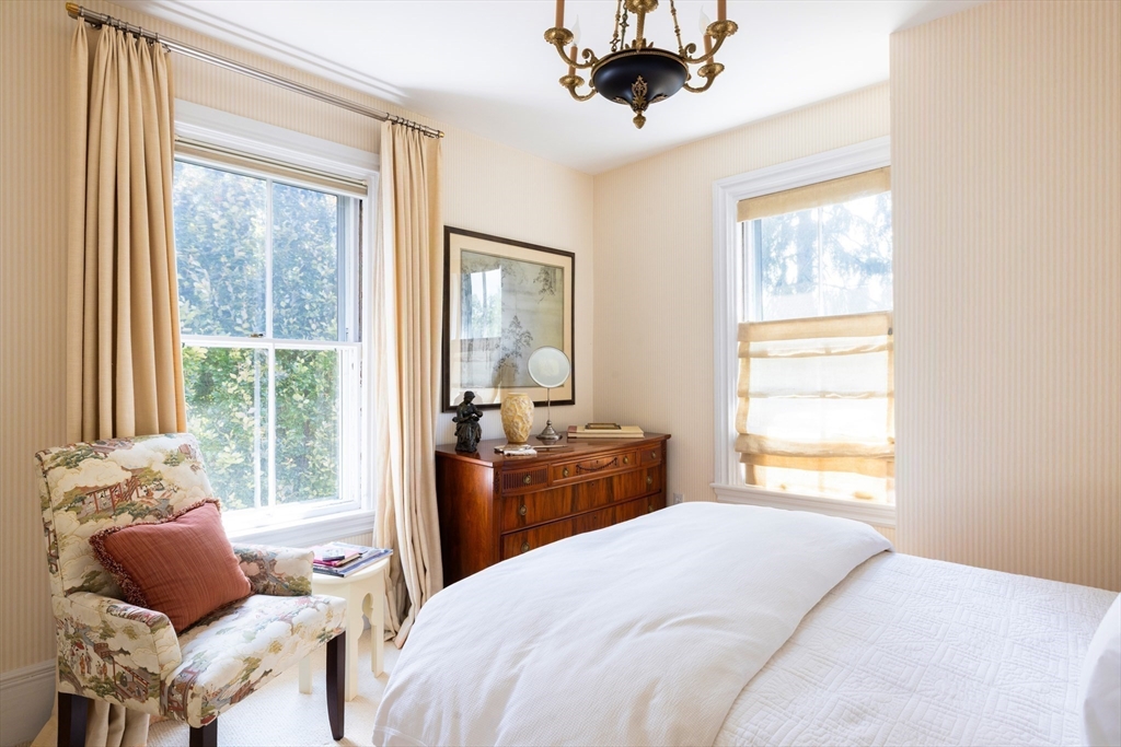 9 Laurel Street Newton, MA 02459 - Photo 14 of 20