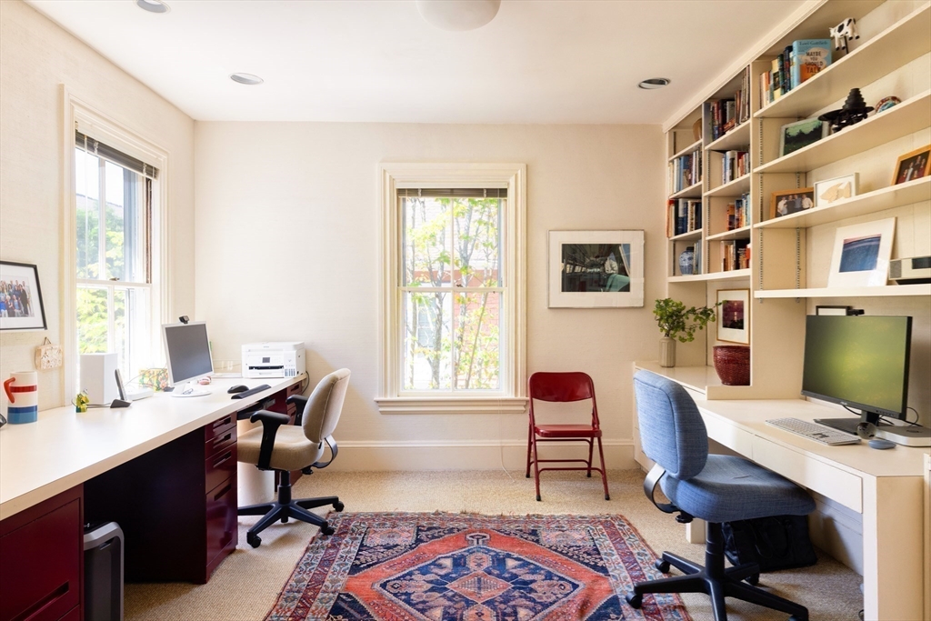 9 Laurel Street Newton, MA 02459 - Photo 15 of 20