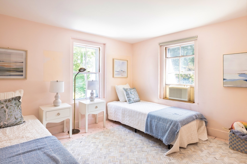 9 Laurel Street Newton, MA 02459 - Photo 19 of 20