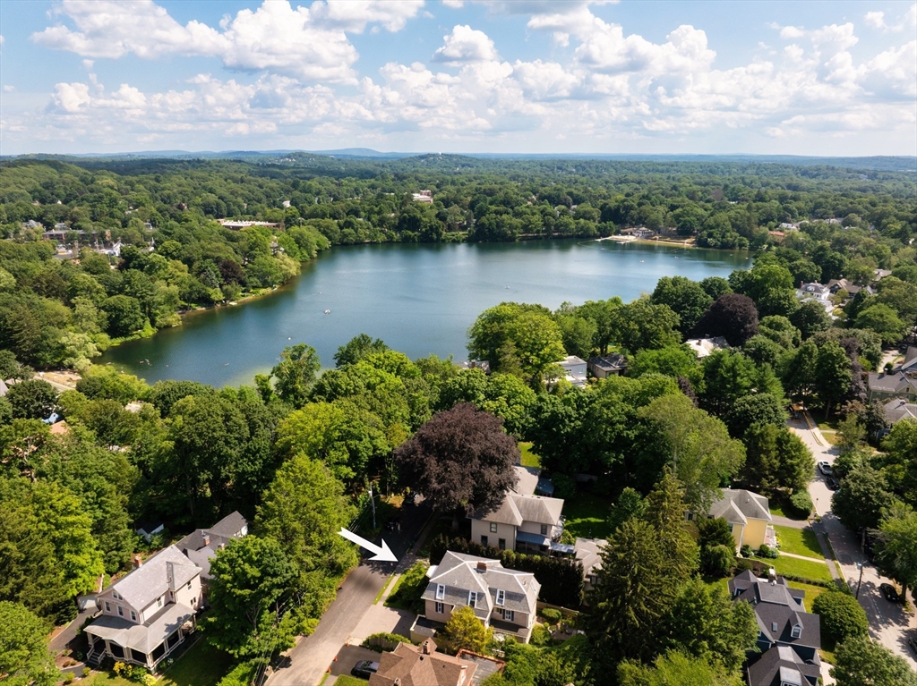 9 Laurel Street Newton, MA 02459 - Photo 3 of 20