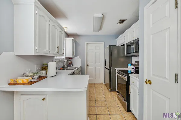 $1,600 | 15017 Ridgewood Avenue, Prairieville, LA 70769