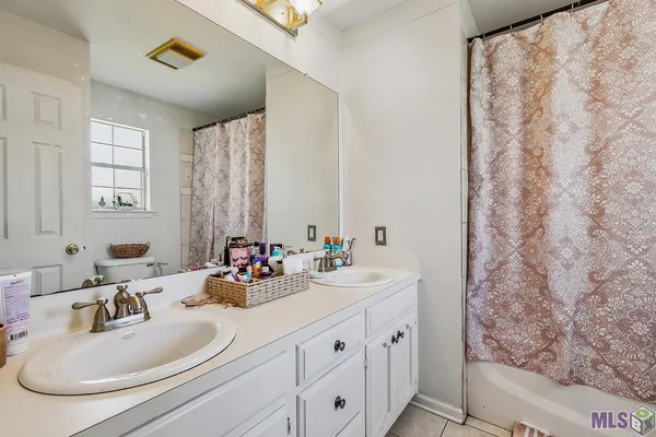 $1,600 | 15017 Ridgewood Avenue, Prairieville, LA 70769