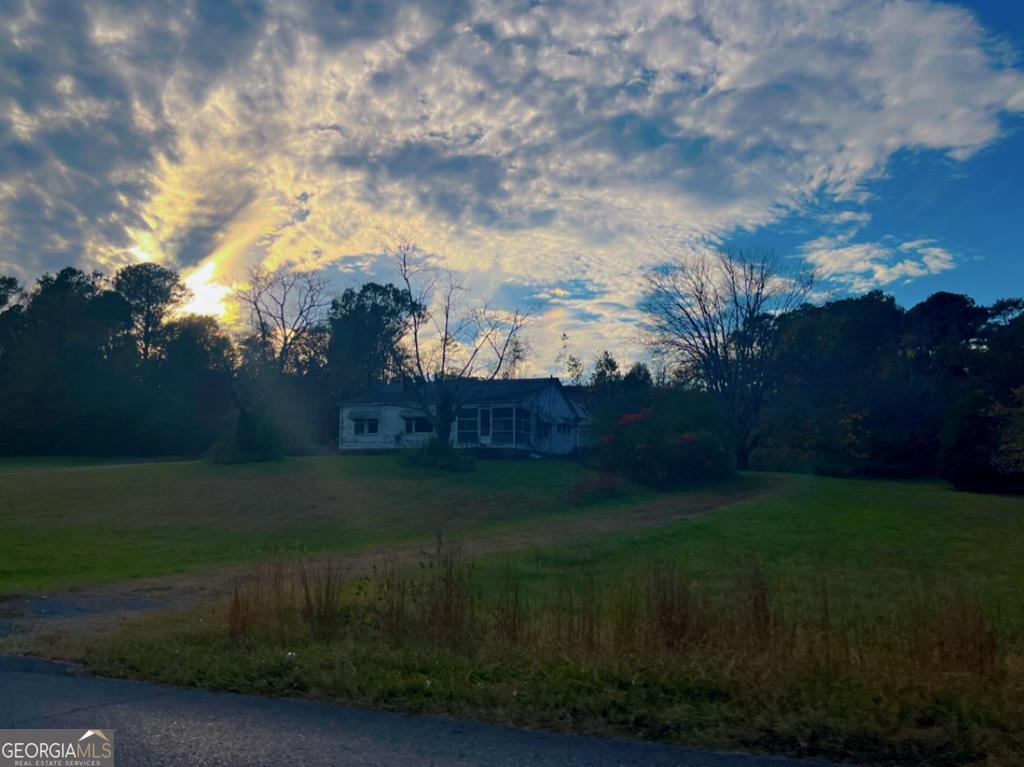 439 Westbrook Road Dalton, GA 30721 - Photo 3 of 9