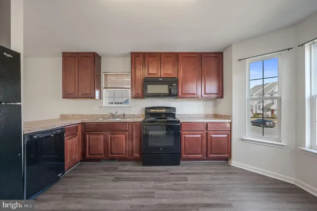 $2,300 | 340 Tribbitt, Dover, DE 19904