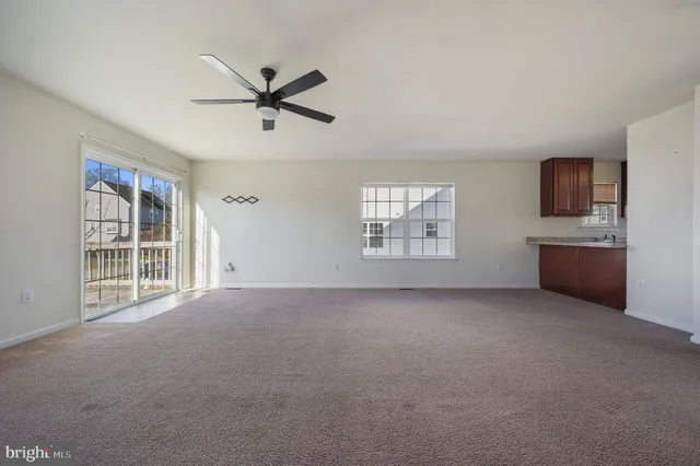 $2,300 | 340 Tribbitt, Dover, DE 19904