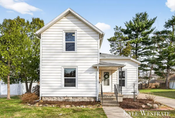 $219,900 | 225 West Marshall Street, Hastings, MI 49058