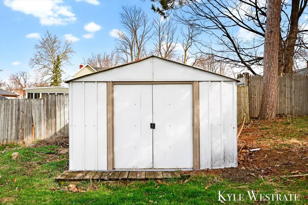 $219,900 | 225 West Marshall Street, Hastings, MI 49058