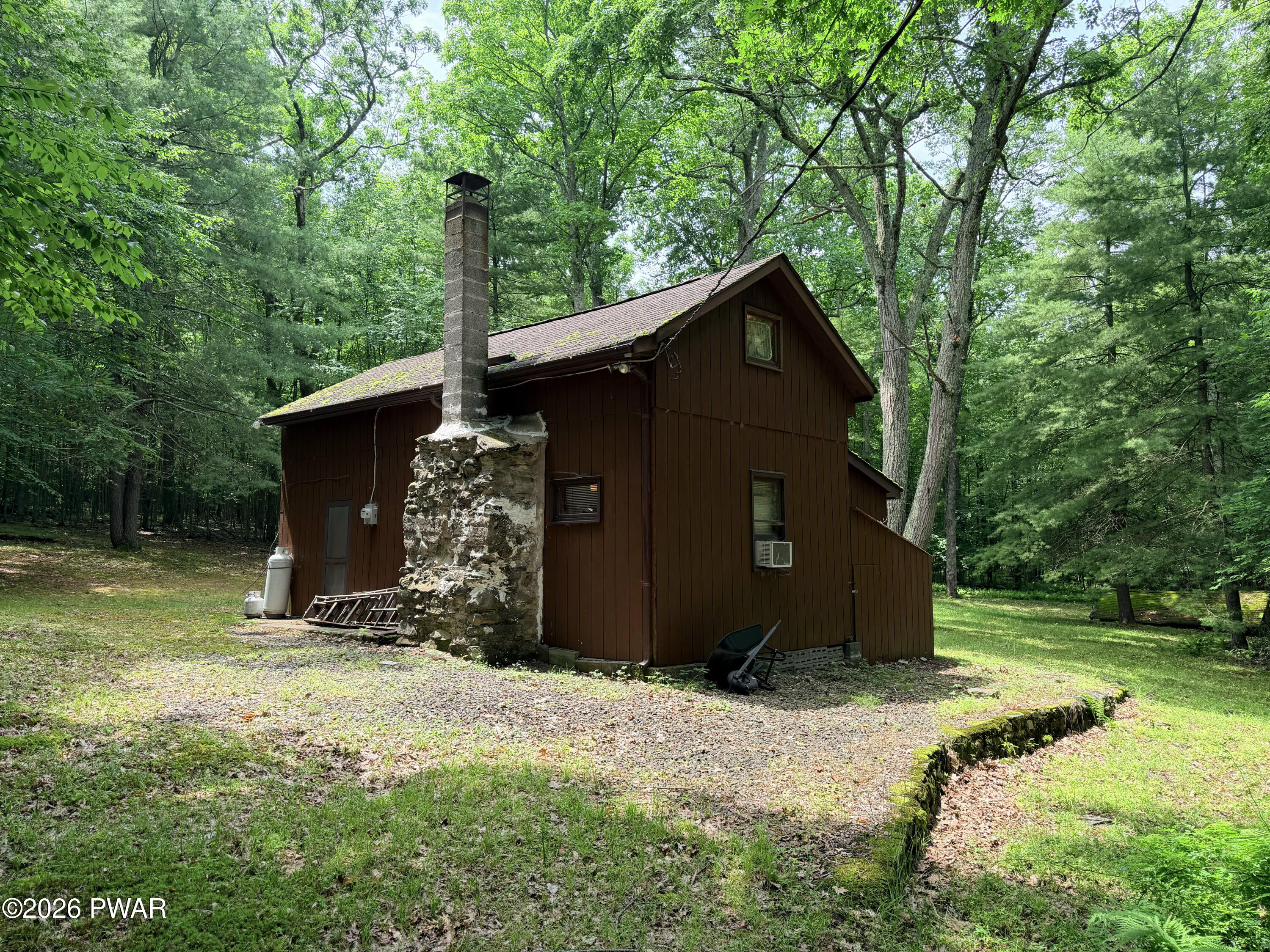 401 Lake Giles Road Hawley, PA 18428 - Photo 26 of 36 Gallery Image 26