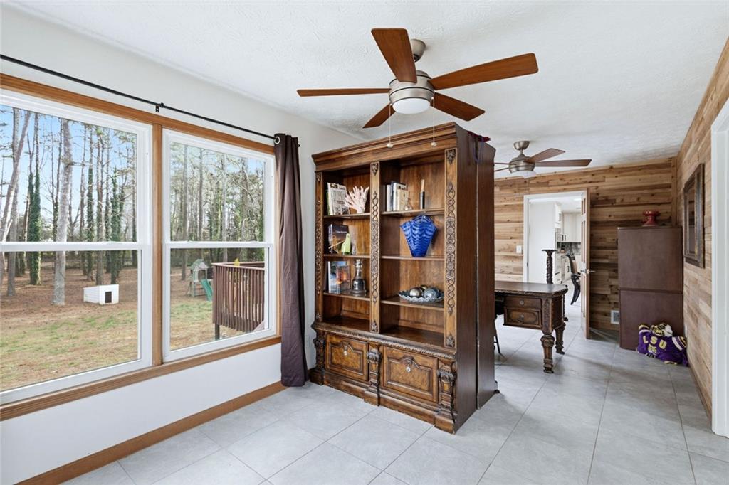 600 Springlake Road Lawrenceville, GA 30045 - Photo 11 of 24