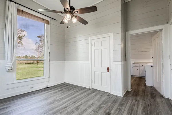 $1,400 | 246 Fm 405, Huntsville, TX 77320