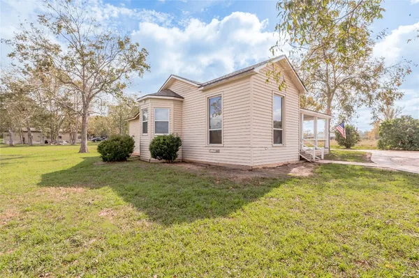 $1,400 | 246 Fm 405, Huntsville, TX 77320