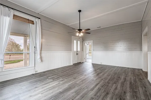 $1,400 | 246 Fm 405, Huntsville, TX 77320