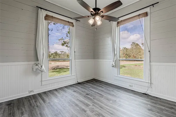 $1,400 | 246 Fm 405, Huntsville, TX 77320