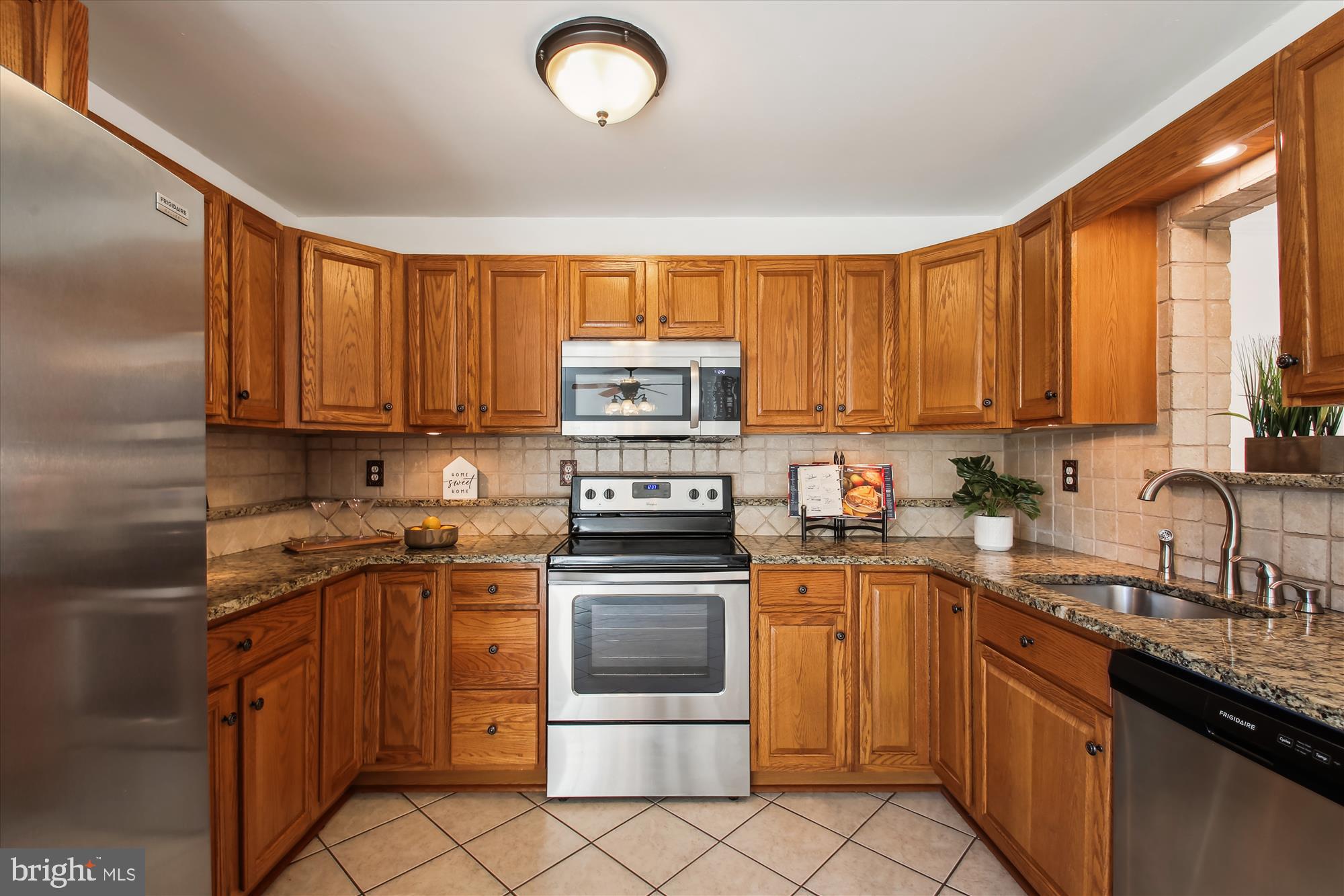 1669 Ridgely Court Crofton, MD 21114 - Photo 21 of 48 Kitchen