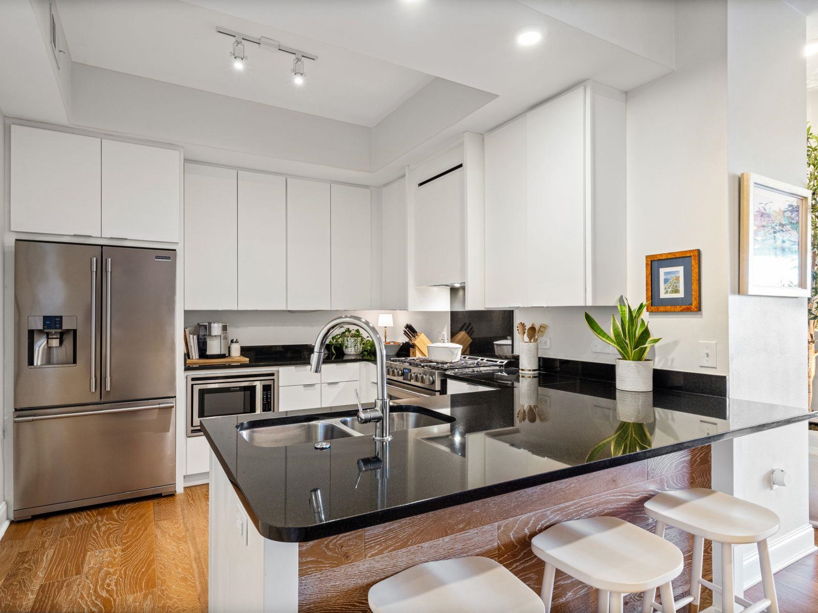 717 Riverside Drive, Unit 307 Memphis, TN 38103 - Photo 3 of 20