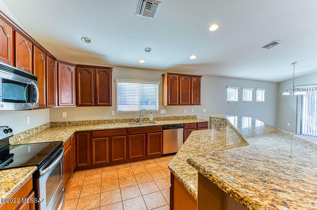 7758 East Jack Oak Road Tucson, AZ 85756 - Photo 15 of 27