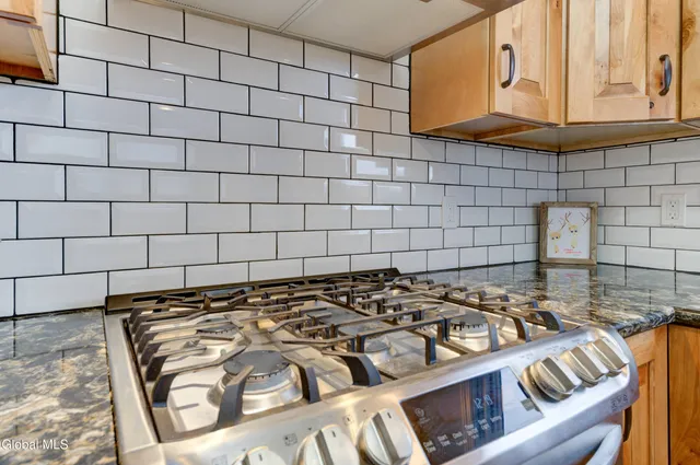 $375,000 | 32 Wedgewood Avenue, Rotterdam, NY 12303