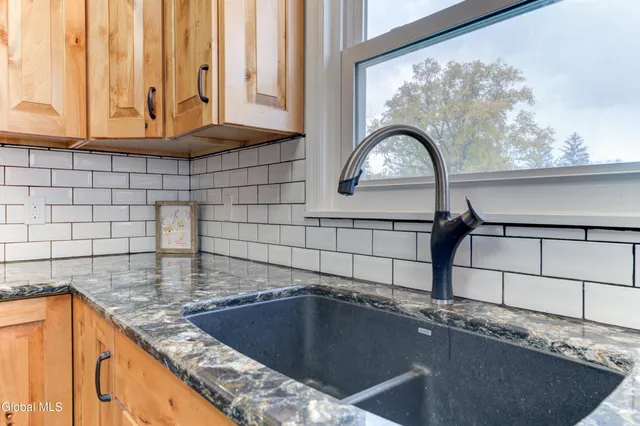 $375,000 | 32 Wedgewood Avenue, Rotterdam, NY 12303