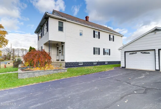 $375,000 | 32 Wedgewood Avenue, Rotterdam, NY 12303