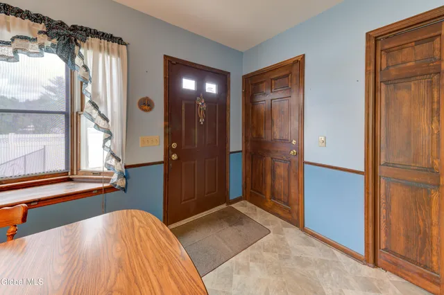 $375,000 | 32 Wedgewood Avenue, Rotterdam, NY 12303