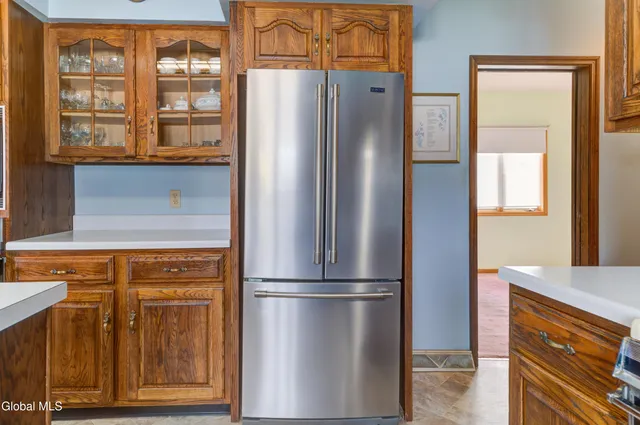 $375,000 | 32 Wedgewood Avenue, Rotterdam, NY 12303