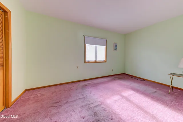 $375,000 | 32 Wedgewood Avenue, Rotterdam, NY 12303