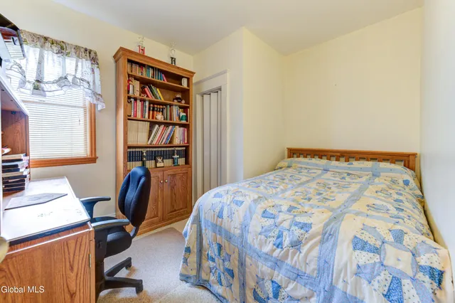 $375,000 | 32 Wedgewood Avenue, Rotterdam, NY 12303