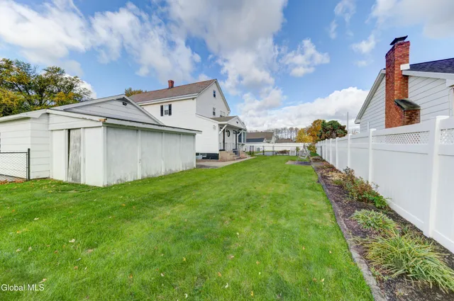 $375,000 | 32 Wedgewood Avenue, Rotterdam, NY 12303