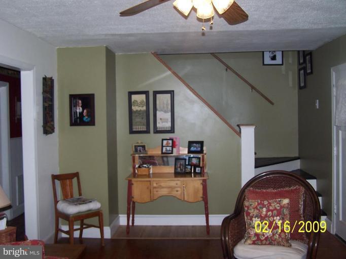 32 Randolph Road Fredericksburg, VA 22405 - Photo 3 of 14 Living Room #2