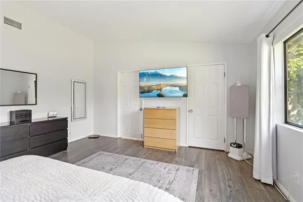 $1,099,000 | 7815 Vassar Avenue, Canoga Park, CA 91304