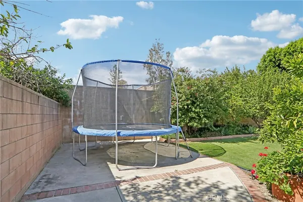 $1,099,000 | 7815 Vassar Avenue, Canoga Park, CA 91304