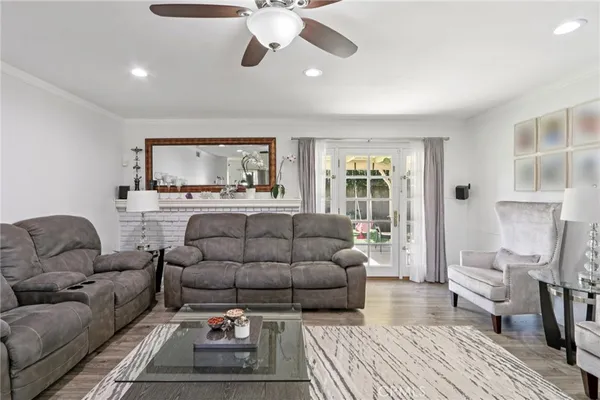 $1,099,000 | 7815 Vassar Avenue, Canoga Park, CA 91304