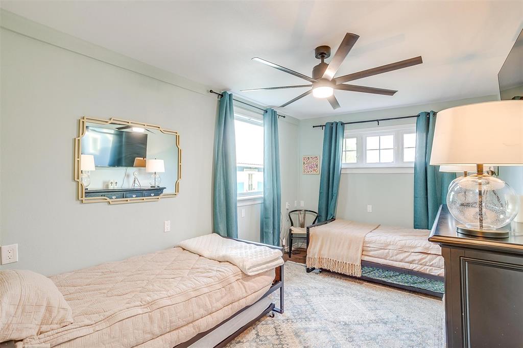 520 Deer Trail Gordon, TX 76453 - Photo 19 of 40 Bedroom with ceiling fan