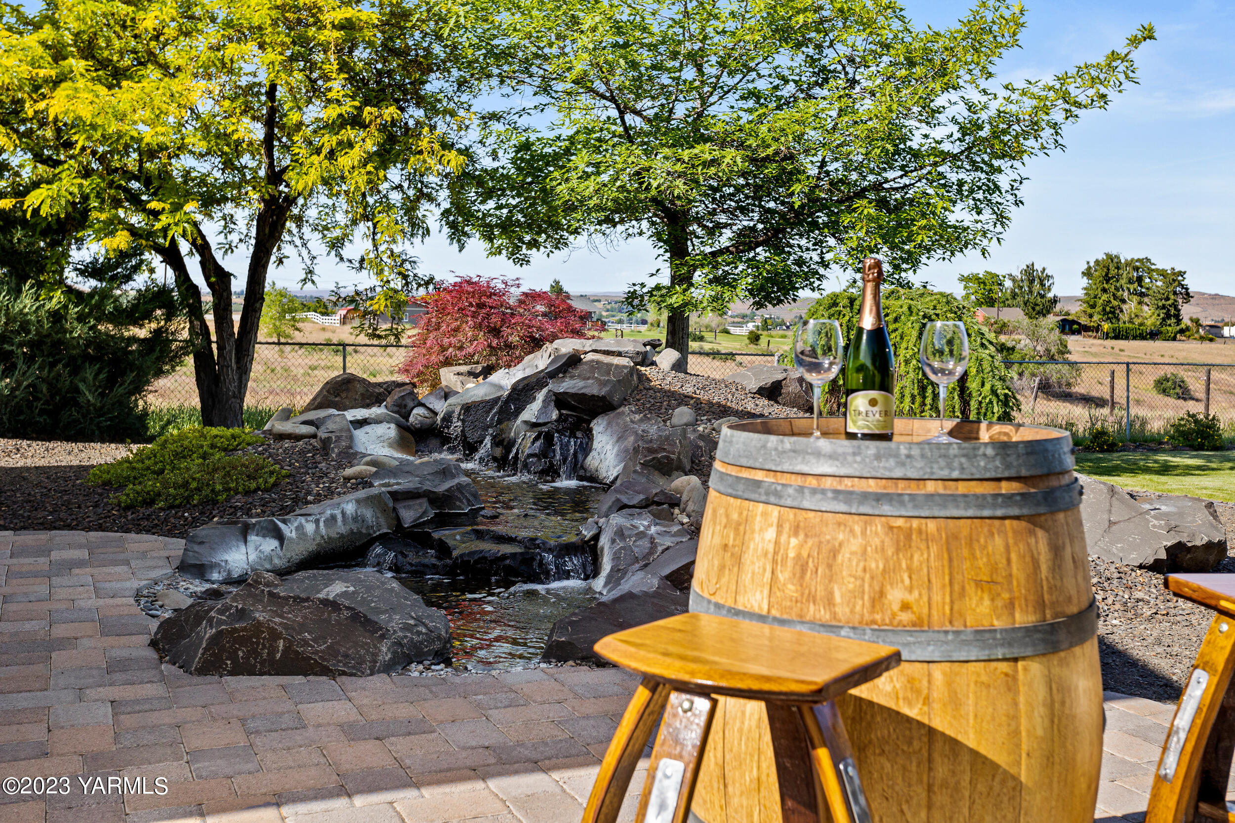 13518 Fisk Road Yakima, WA 98908 - Photo 40 of 58 a view of swimming pool with a patio and fire pit