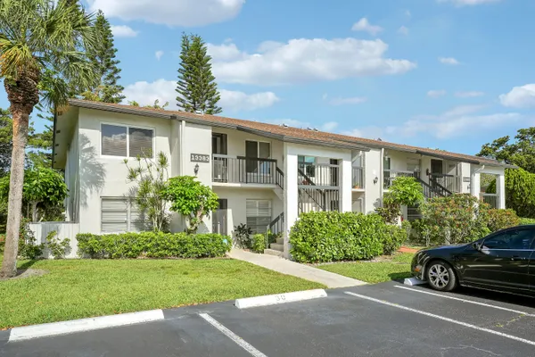 $174,900 | 13383 Pineapple Palm Court, Unit A, Delray Beach, FL 33484