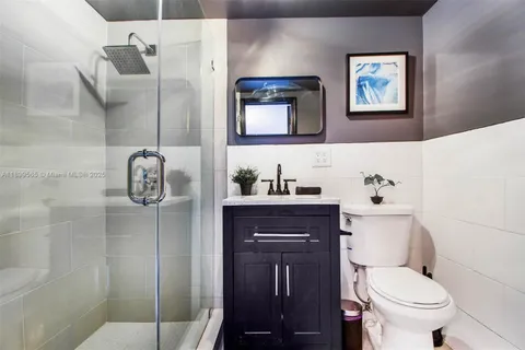 $1,600,000 | 11975 West Biscayne Canal Road, Miami, FL 33161