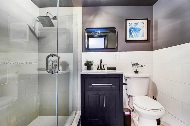 $1,600,000 | 11975 West Biscayne Canal Road, Miami, FL 33161