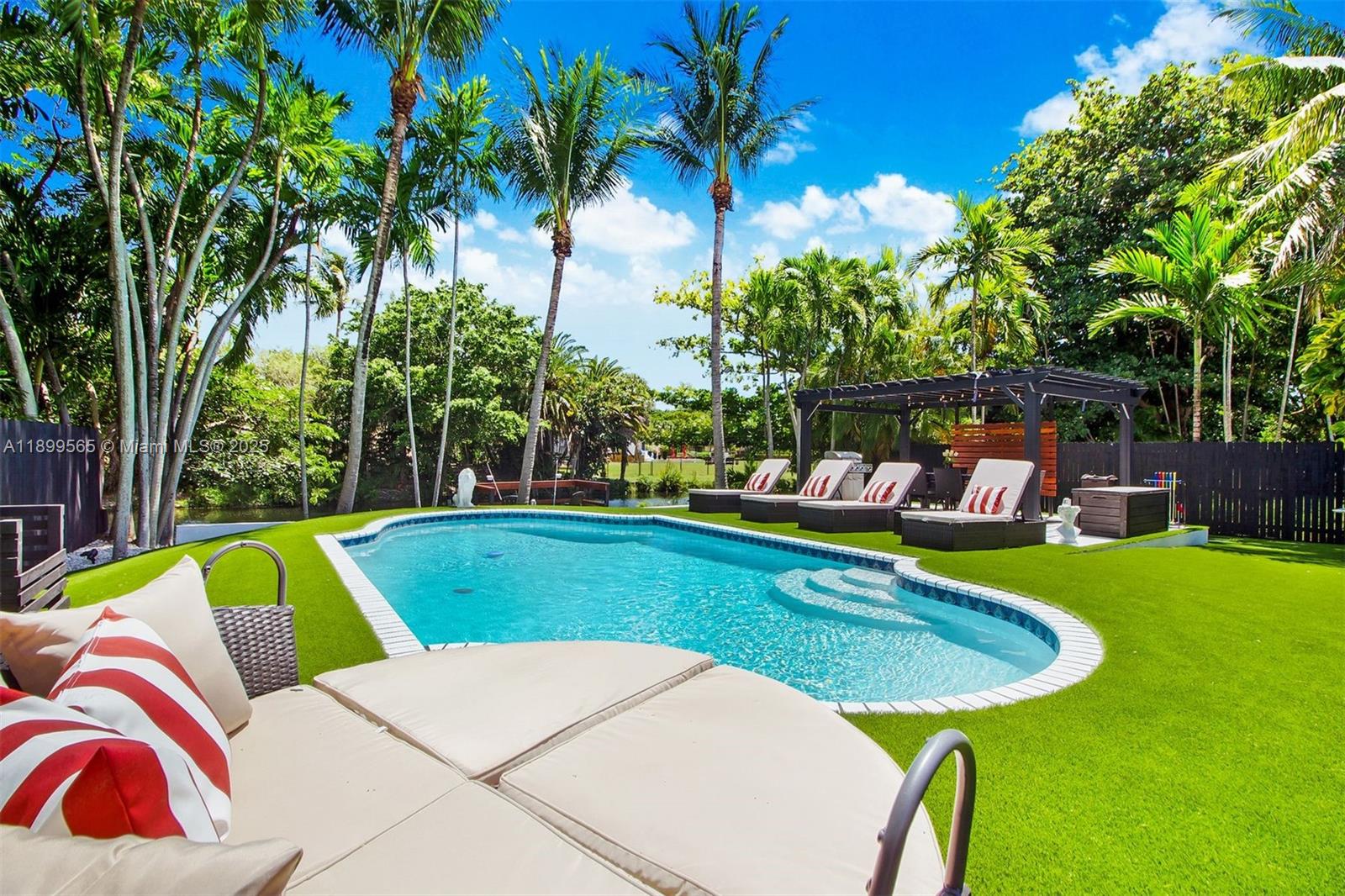 11975 West Biscayne Canal Road Miami, FL 33161 - Photo 10 of 58